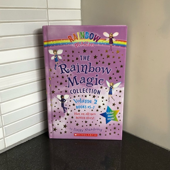 Rainbow Magic Collection: volume 2 hardcover - Picture 1 of 9
